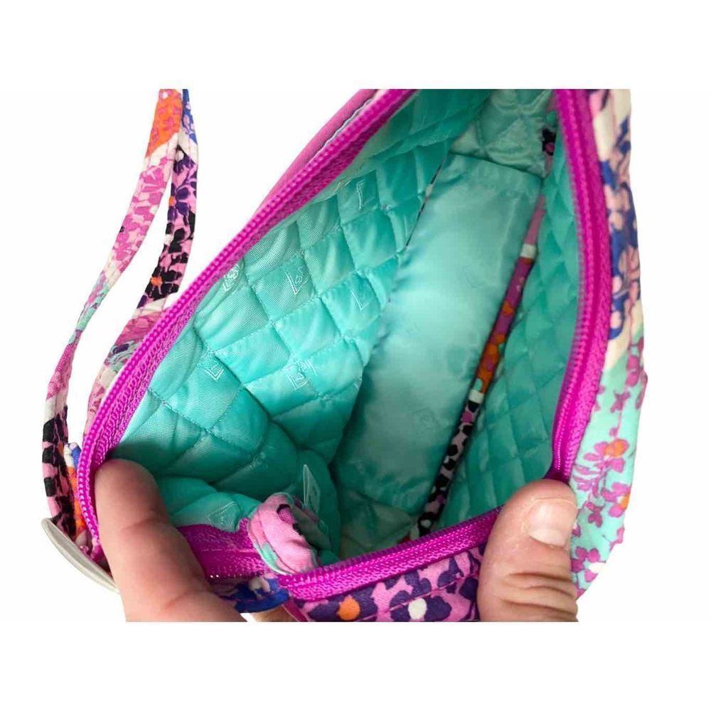 Vera Bradley pink quilted crossbody handbag - Picture 4 of 6
